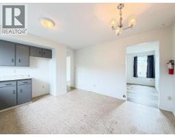 18-20 Harper Street, Faro, YT Y0B1K0 Photo 12