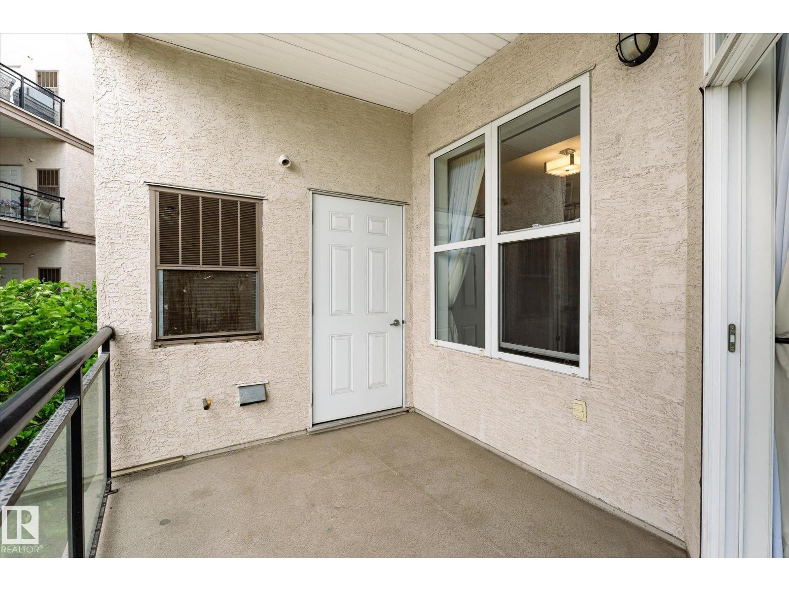 #209 4835 104A ST NW NW - 27