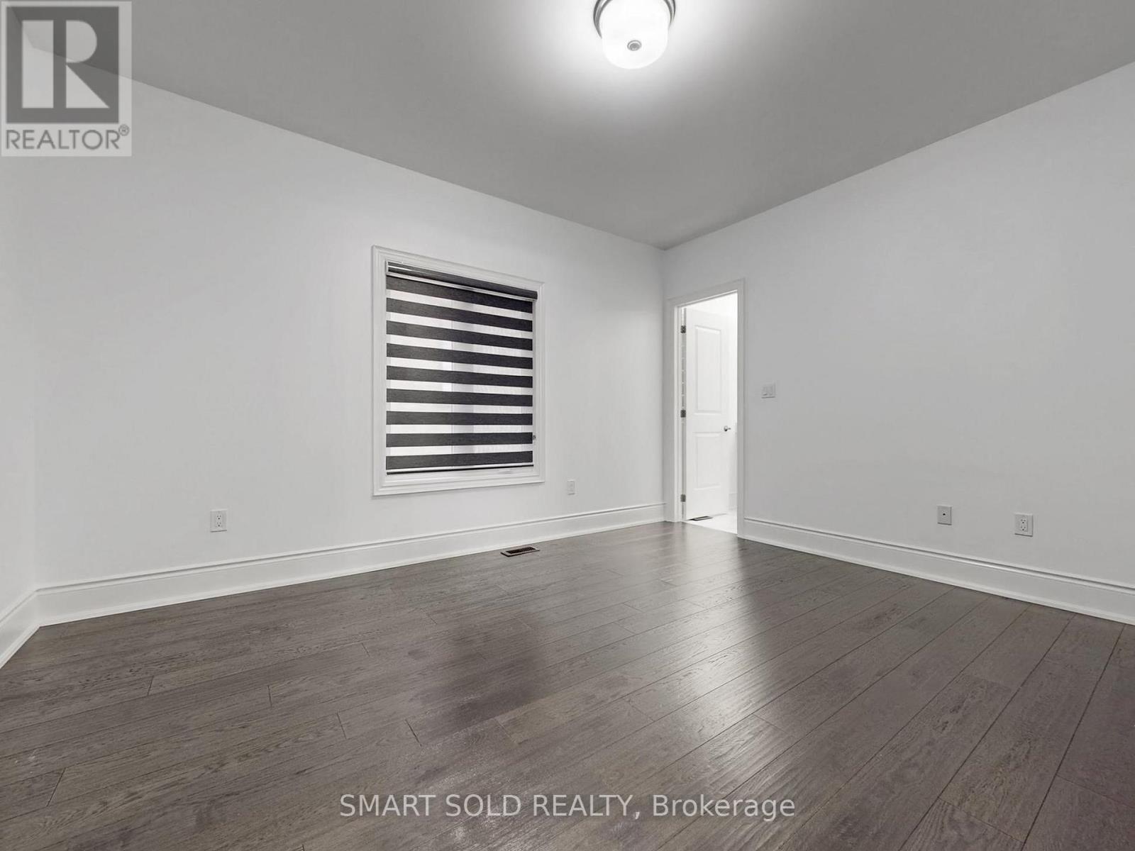 209 HILLSVIEW DRIVE - 39