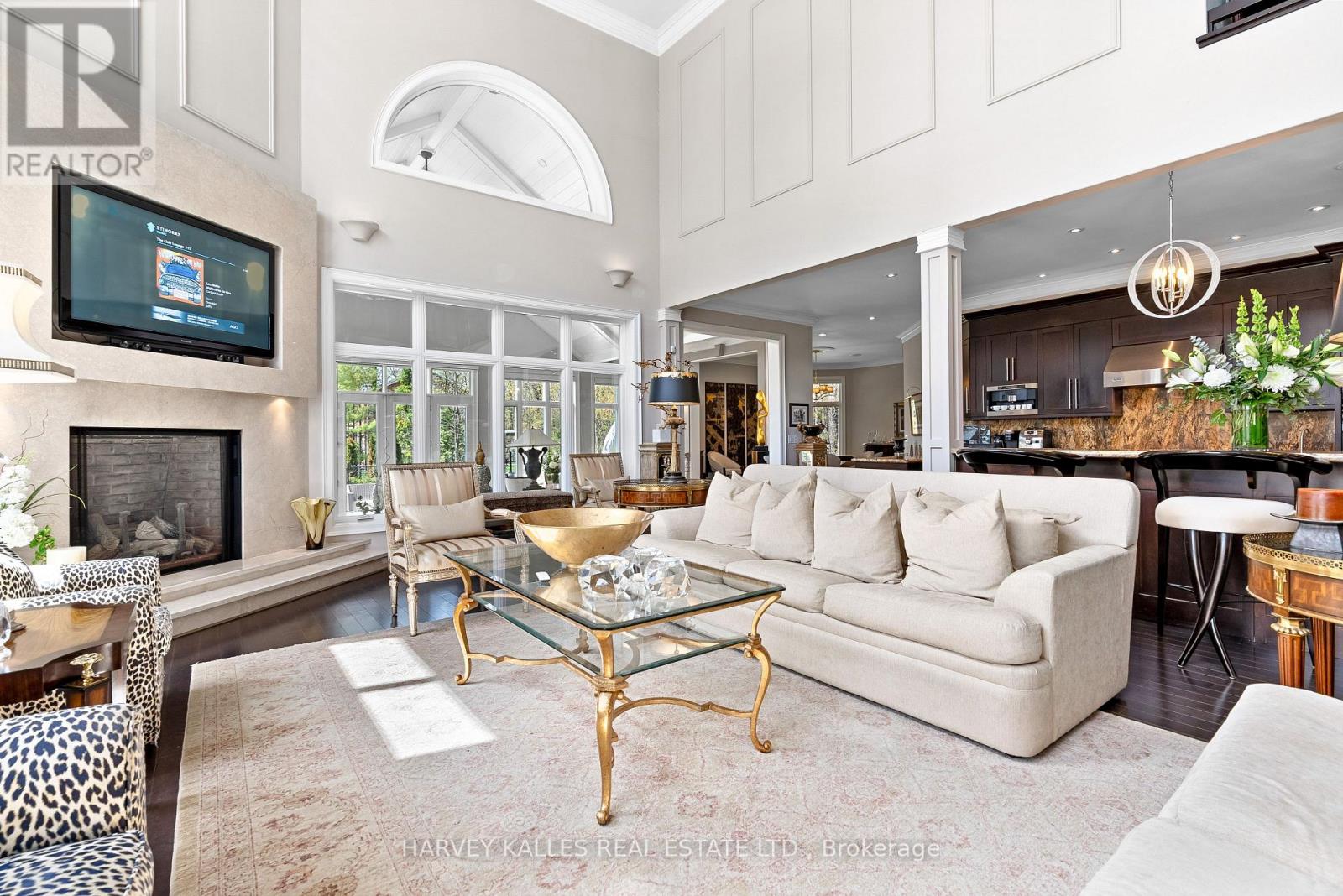 6 GEORGINA DRIVE - 11