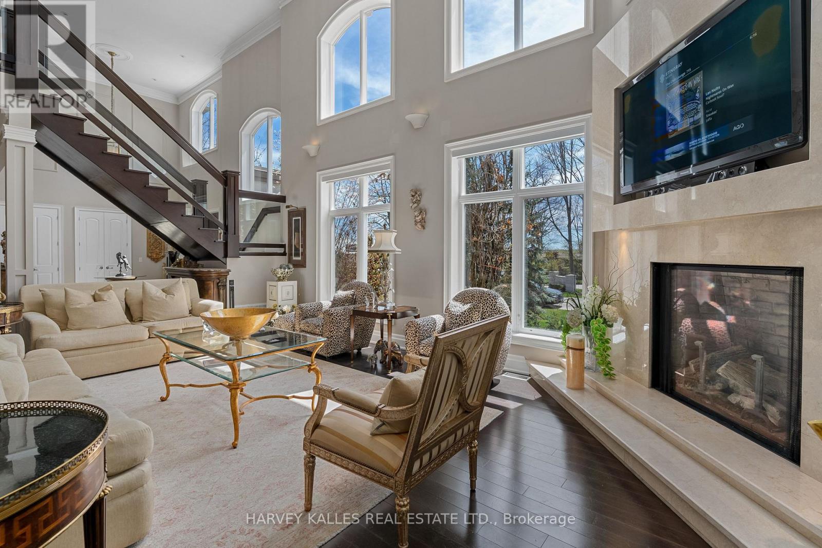 6 GEORGINA DRIVE - 9