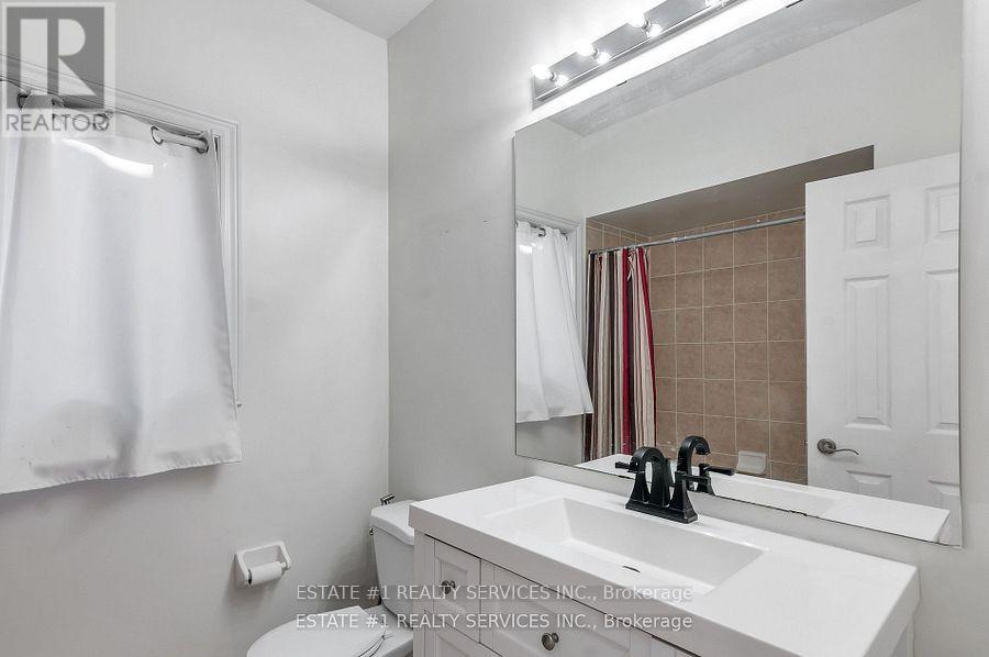 40 BALIN CRESCENT - 11