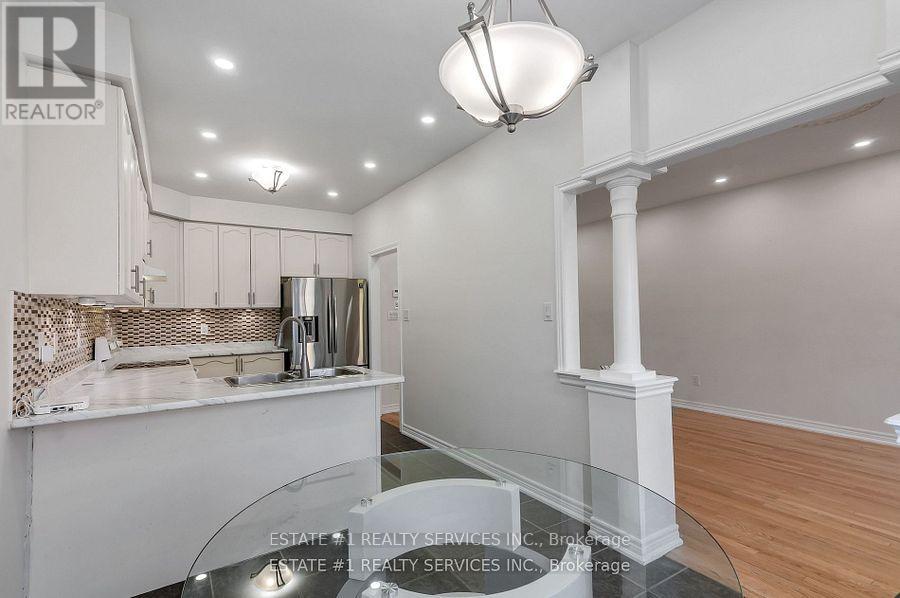 40 BALIN CRESCENT - 19
