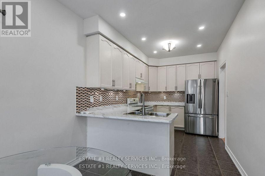 40 BALIN CRESCENT - 20