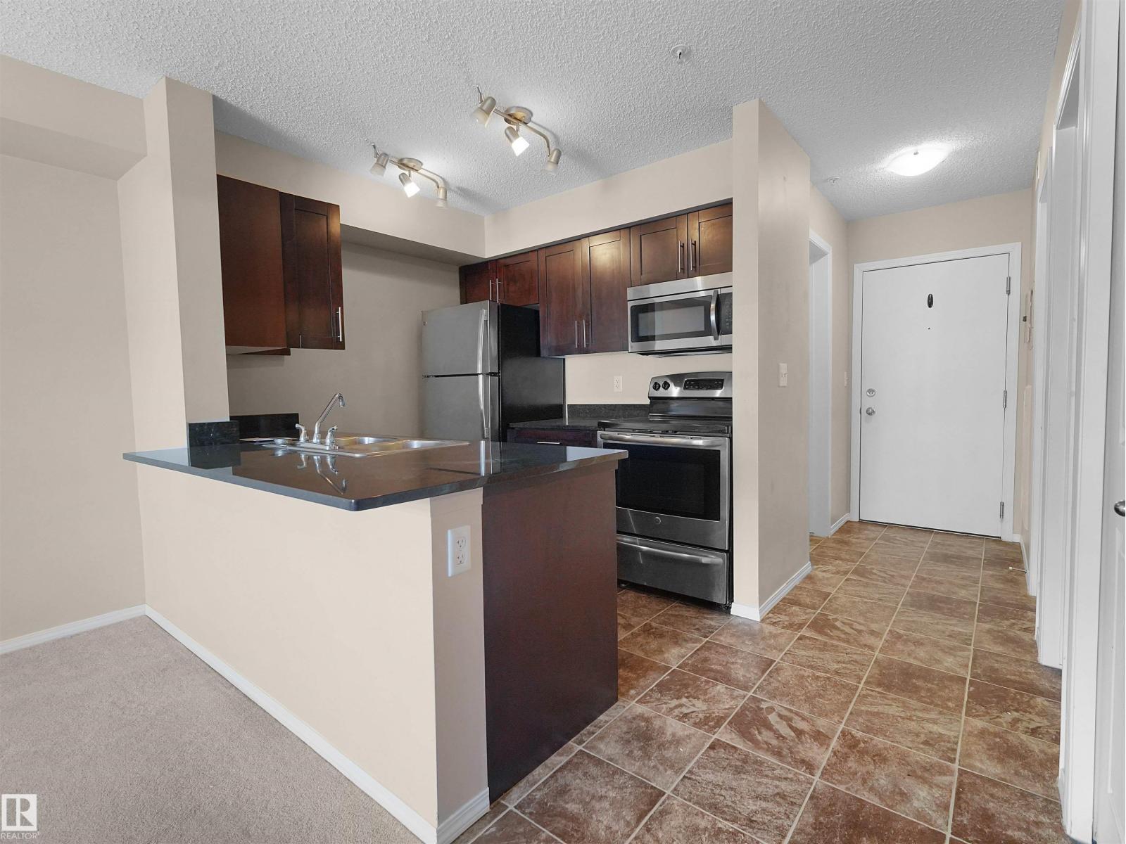 #115 12035 22 AV SW - 8