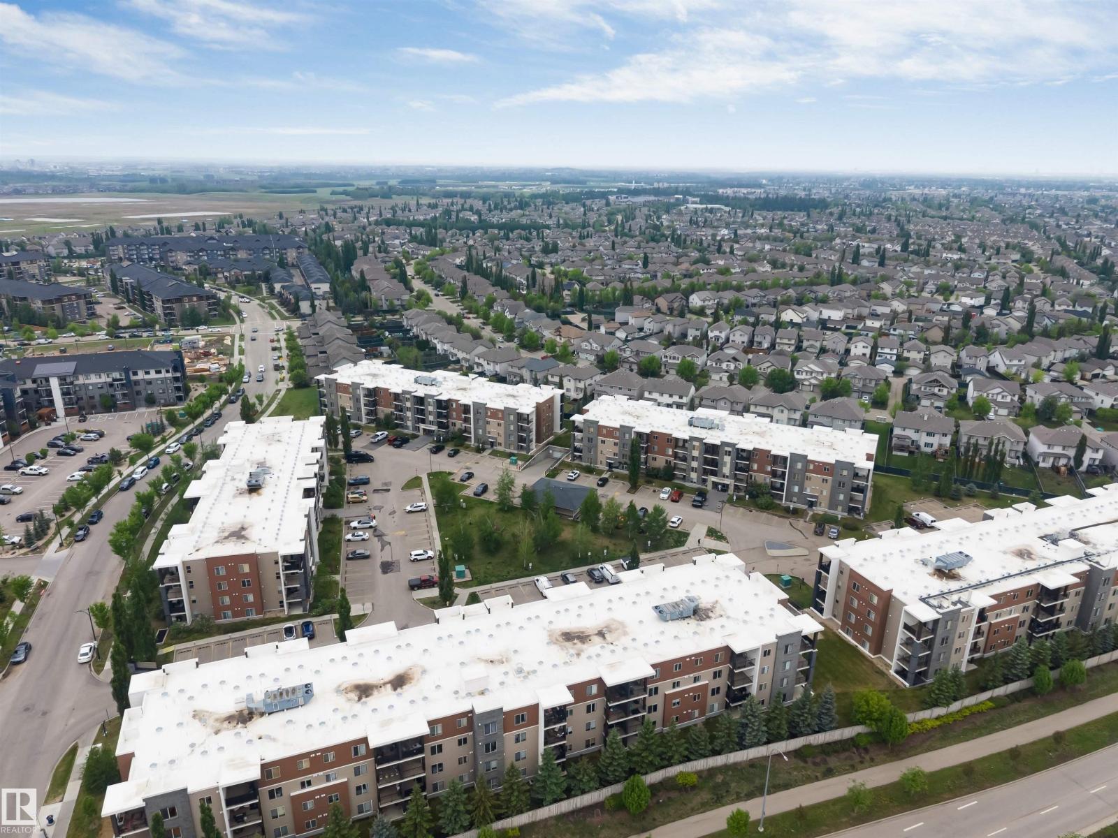 #209 11812 22 AV SW SW - 23