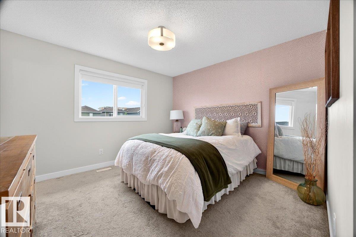 16624 31 AV SW — photo 32
