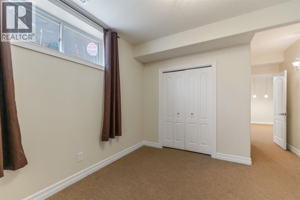 90 Royal Highland Road NW - 26