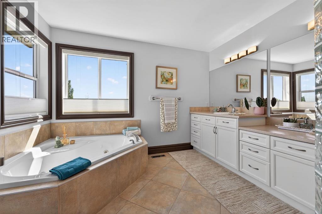 159 Discovery Ridge Way SW - 24