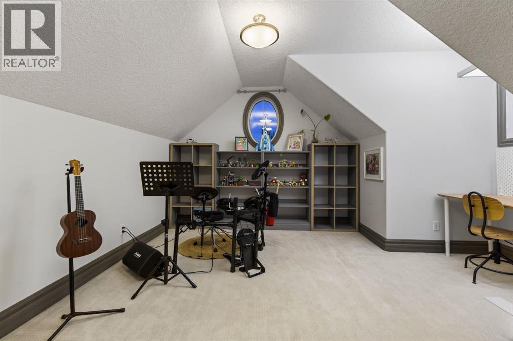 159 Discovery Ridge Way SW - 27