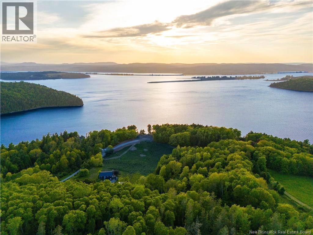 Stunning Panoramic Views.
