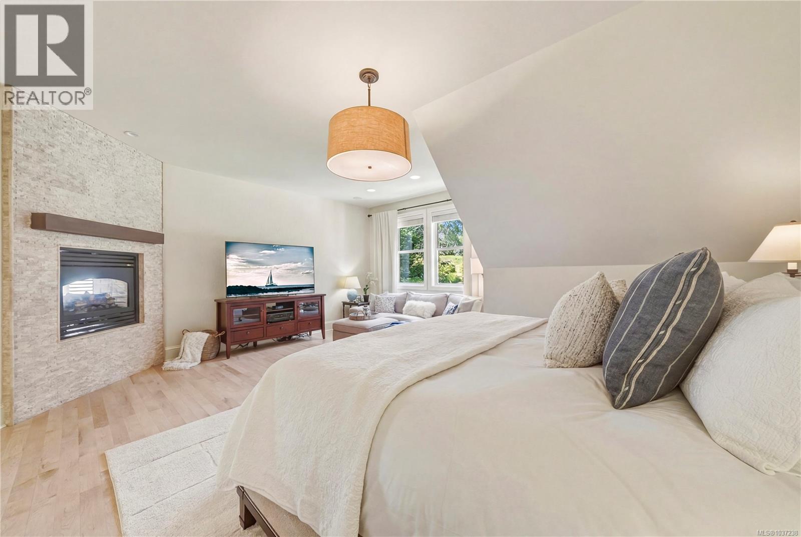  2985 Baynes Road, Saanich
