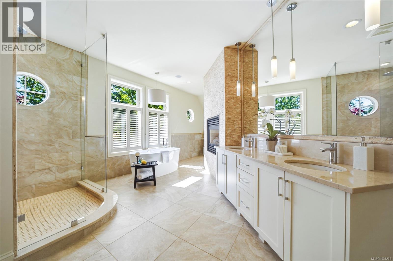  2985 Baynes Road, Saanich
