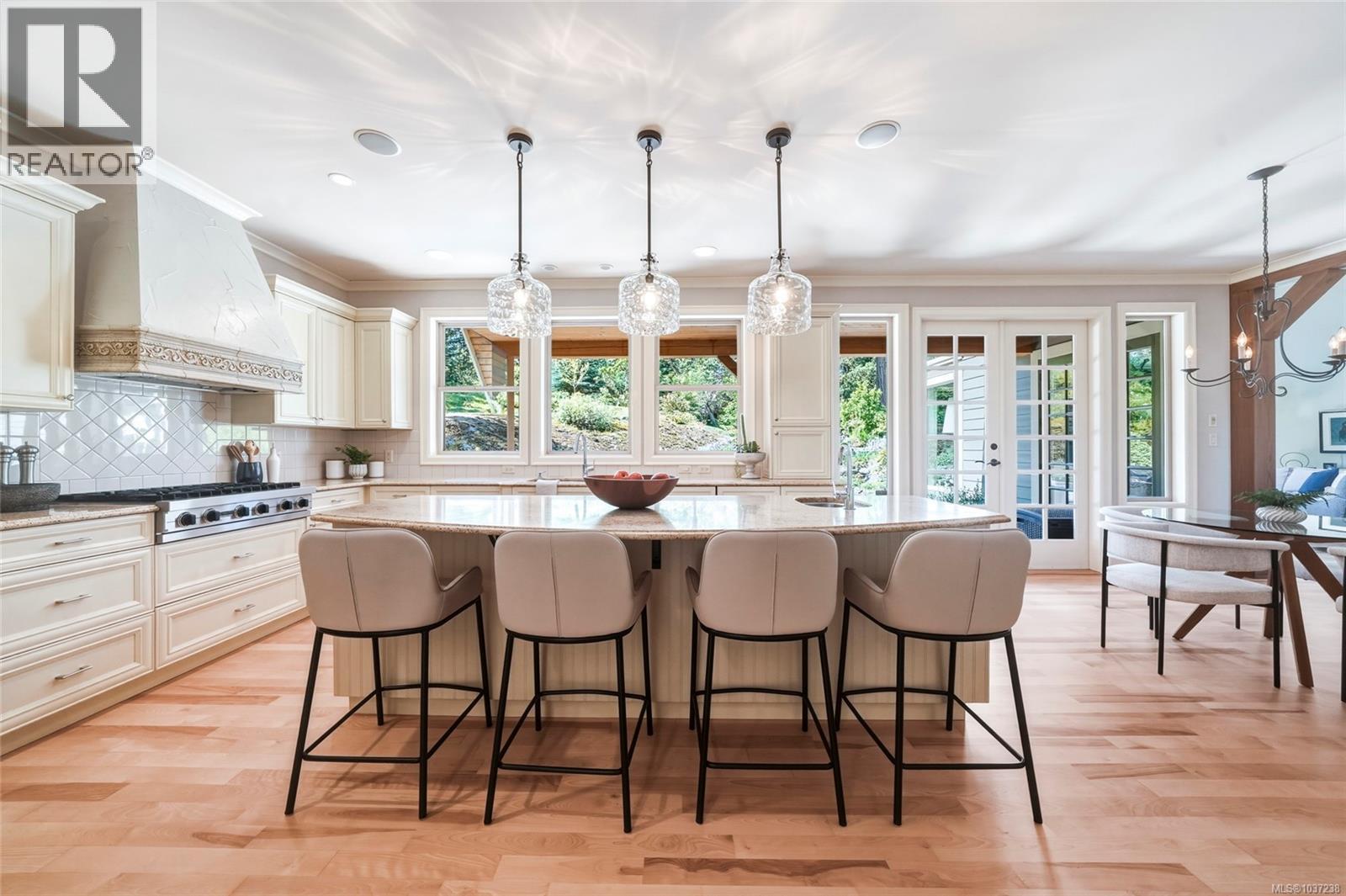  2985 Baynes Road, Saanich