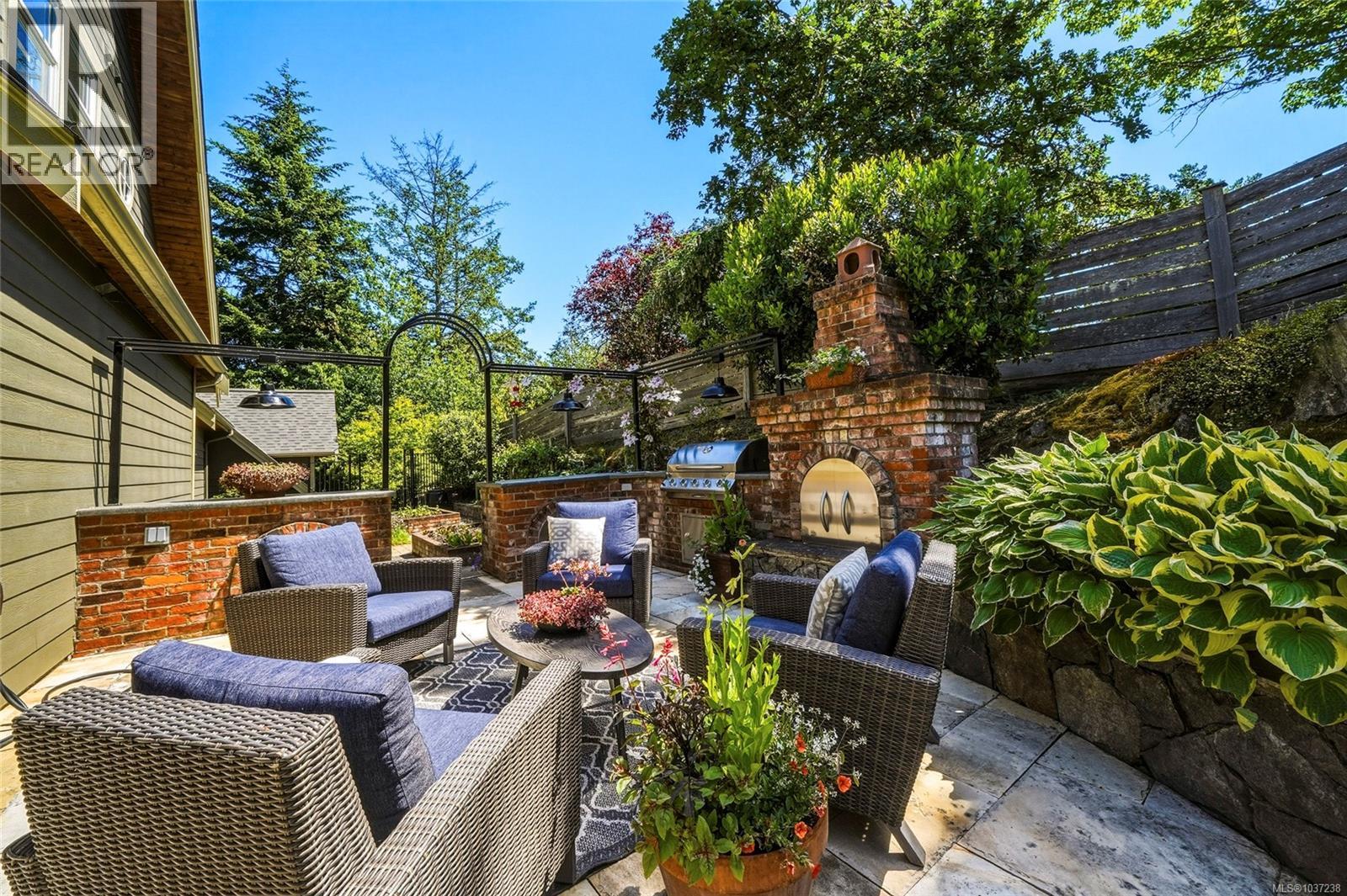  2985 Baynes Road, Saanich
