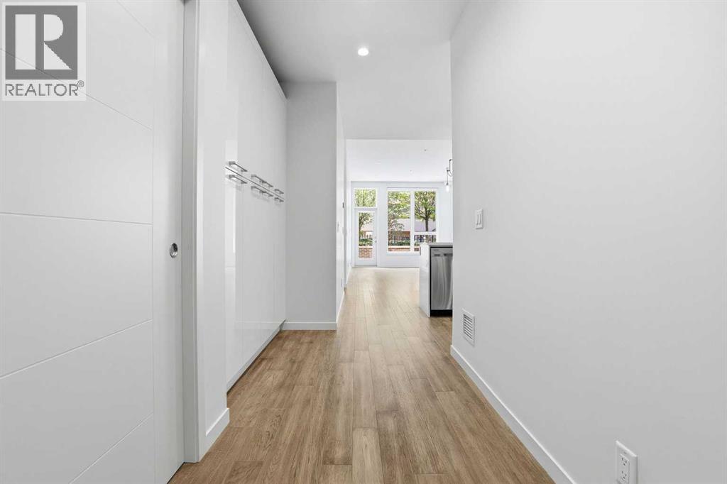 #107 317 22 Avenue SW - 6