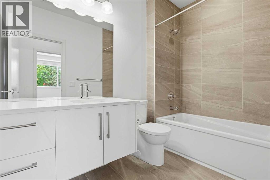 #107 317 22 Avenue SW - 26