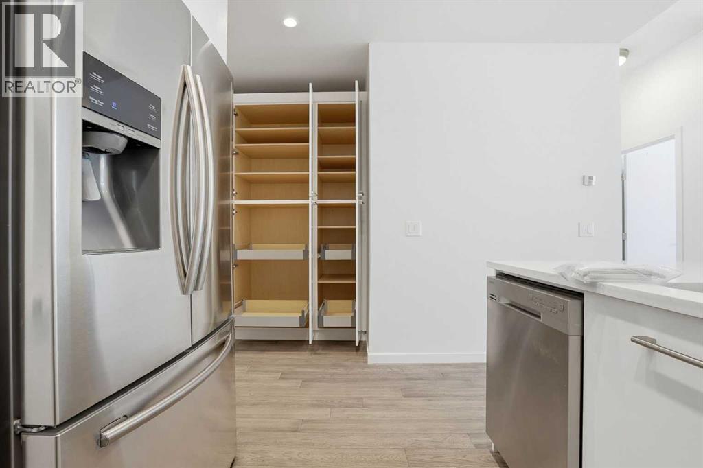 #107 317 22 Avenue SW - 16