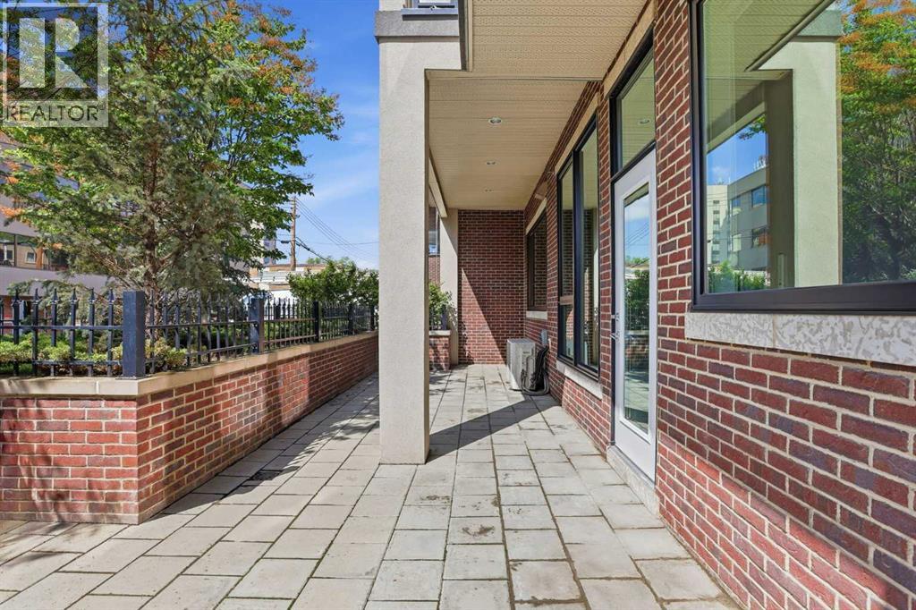#107 317 22 Avenue SW - 31