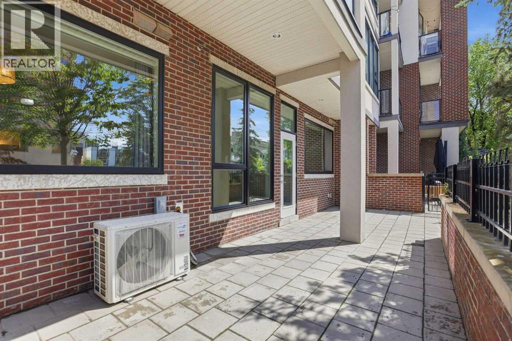 #107 317 22 Avenue SW - 32