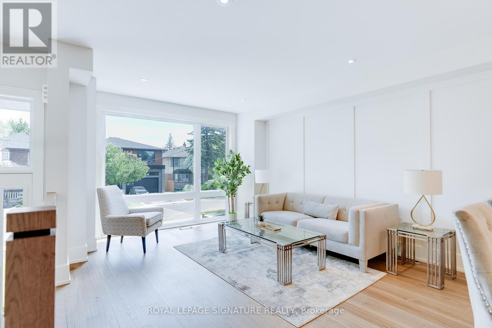 62 ASH CRESCENT - 4