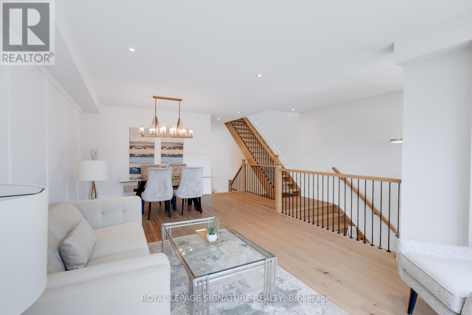 62 ASH CRESCENT - 7