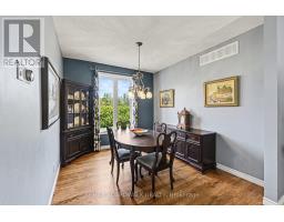 Dining room - 24 Samara Place, Ottawa, ON K2S2B2 Photo 8