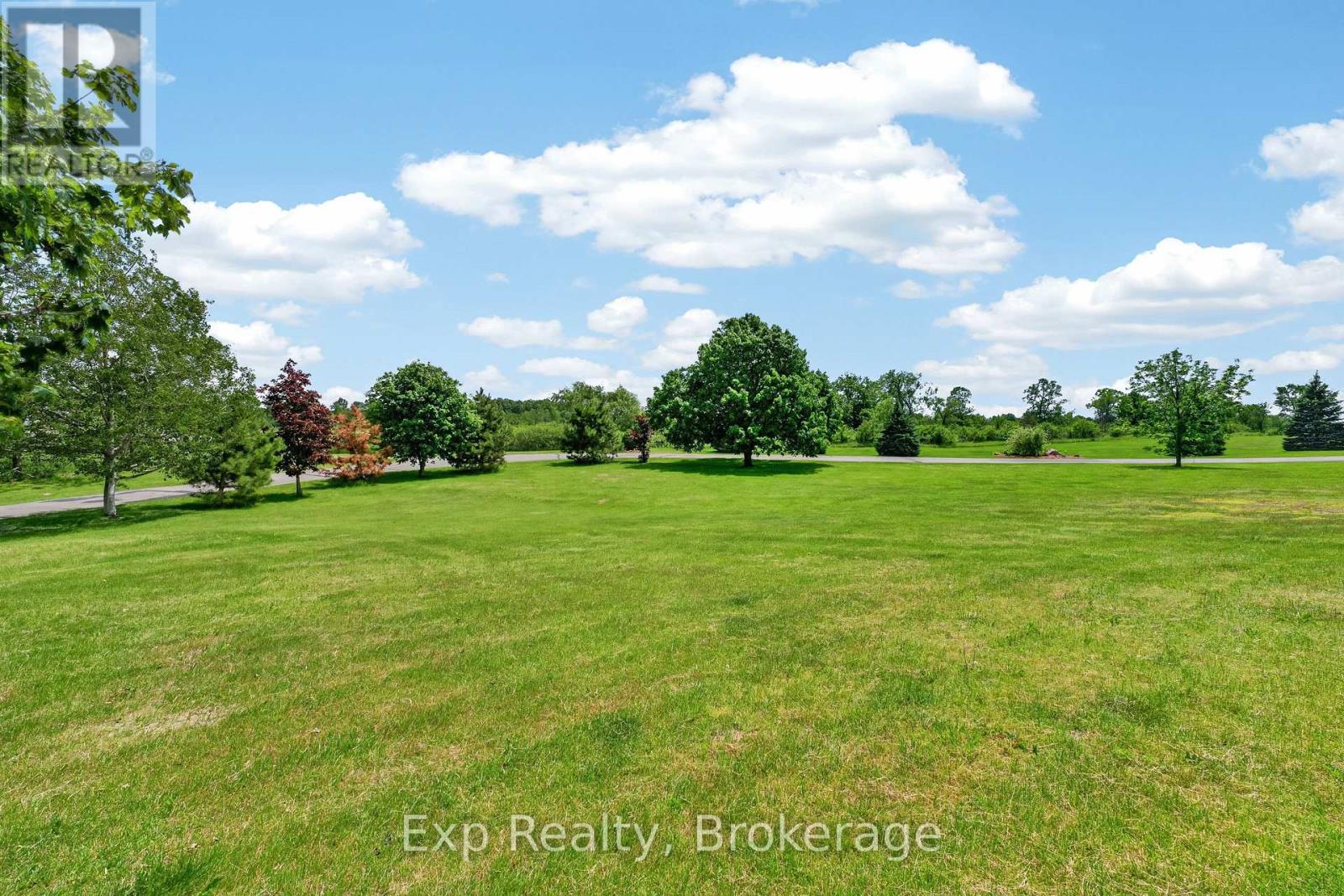 1004 VILLAGE VIEW LANE - 38