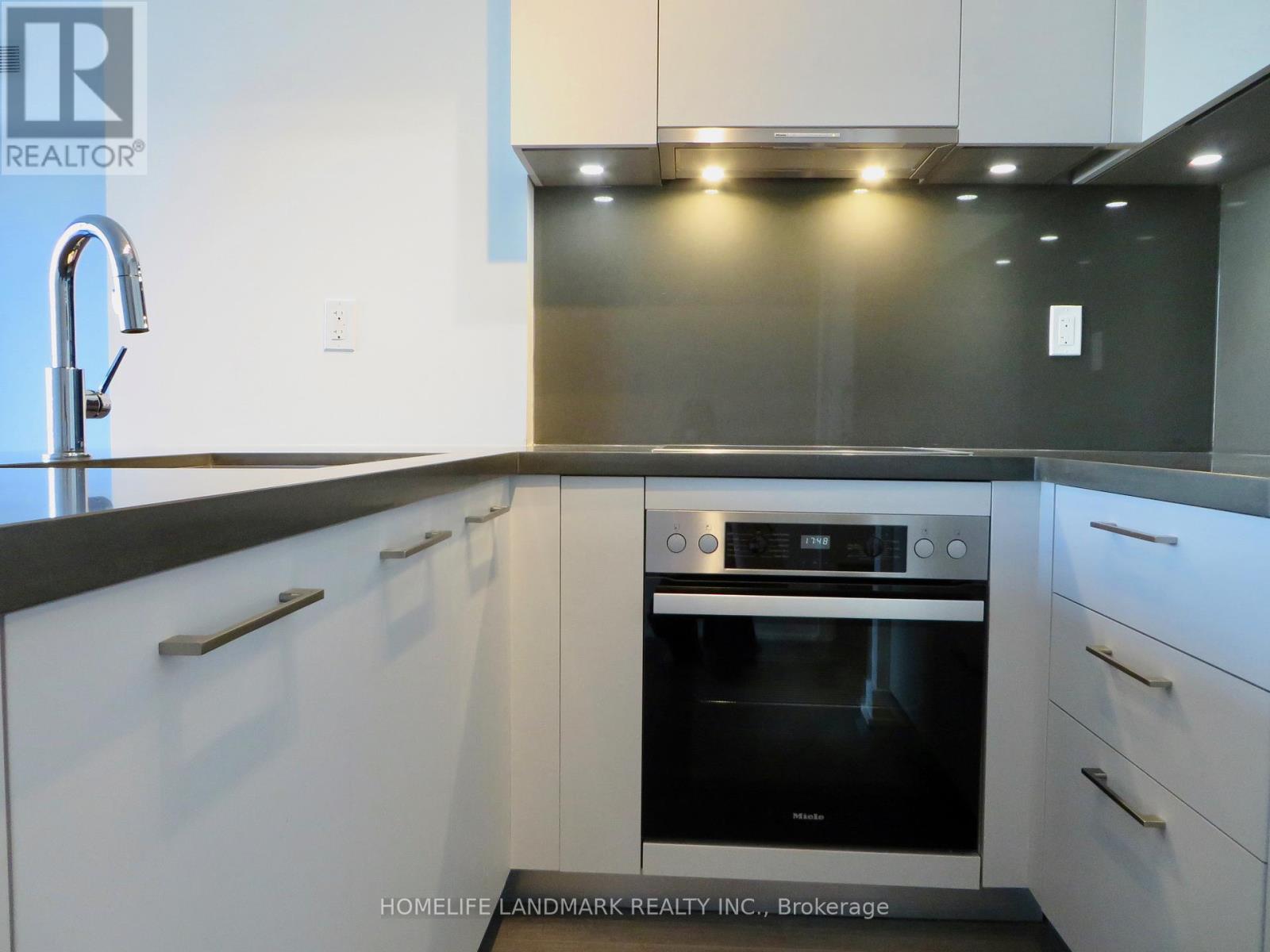 #1504 188 CUMBERLAND STREET - 34