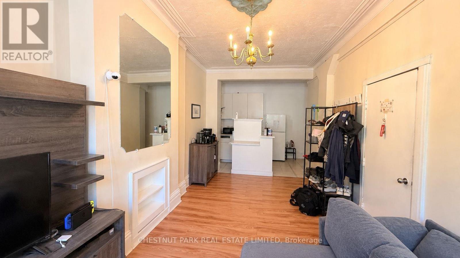 Virtually Decluttered - Living Room
