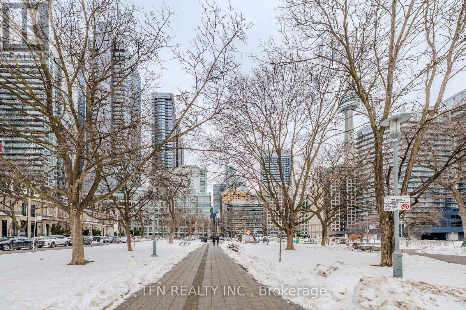 #M22 350 WELLINGTON STREET W - 18