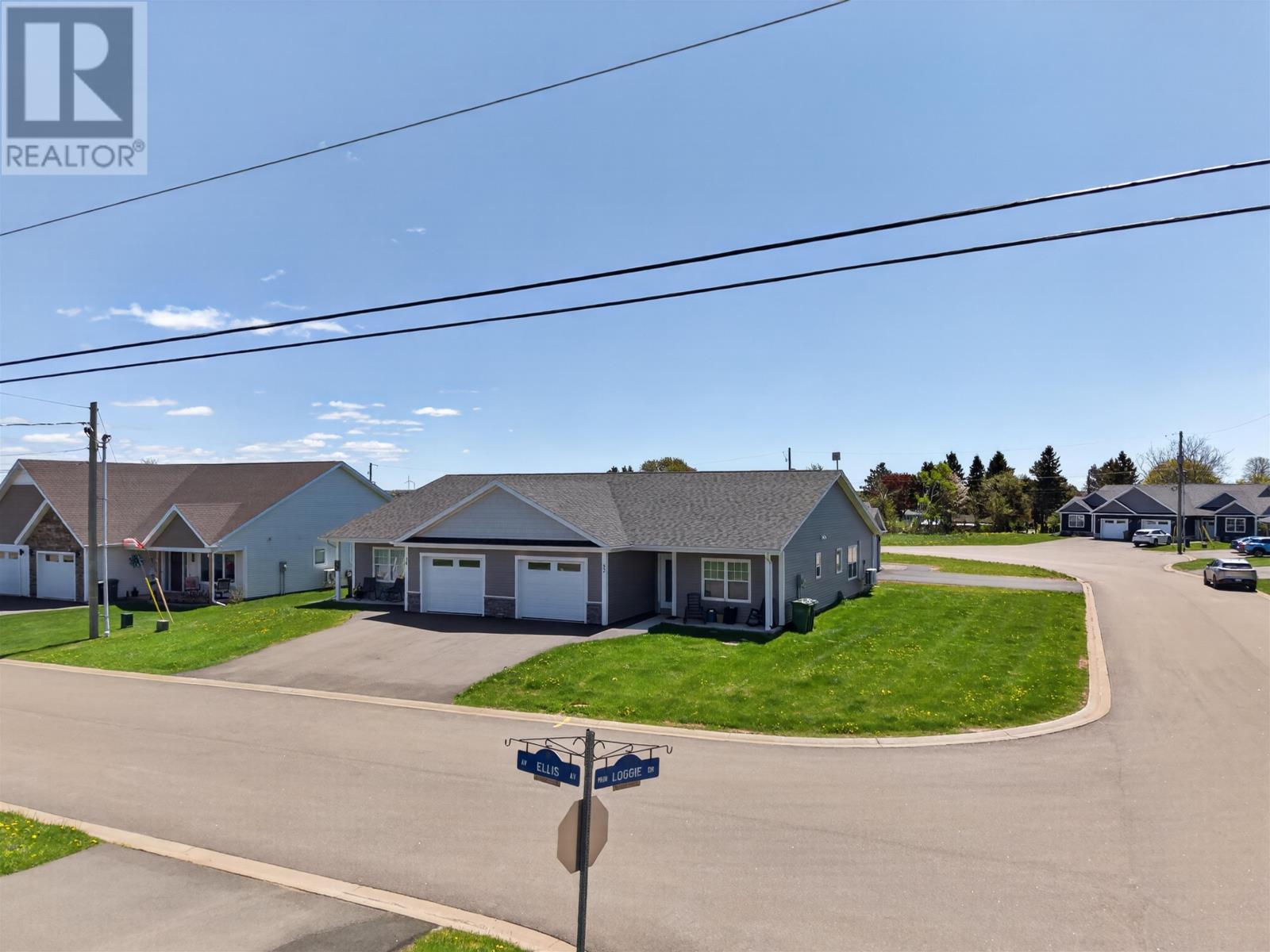 32 Ellis Avenue - 35