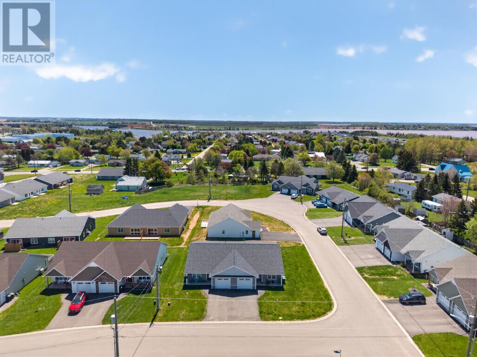 32 Ellis Avenue - 40