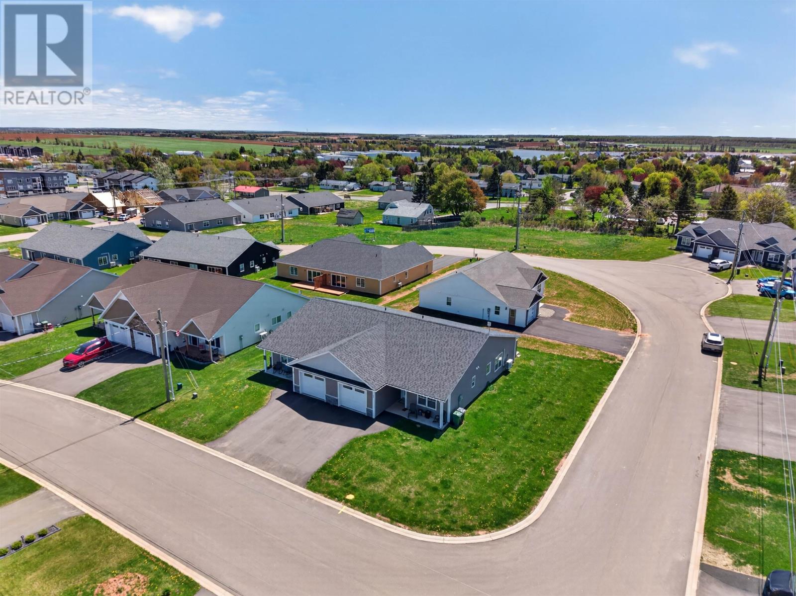 32 Ellis Avenue - 37