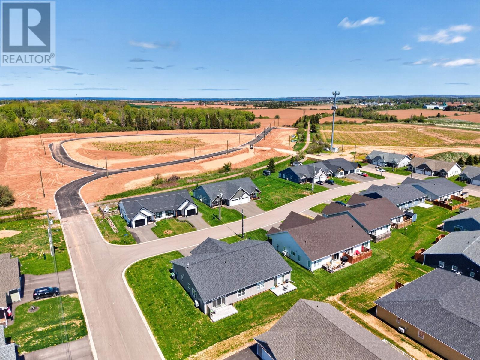 32 Ellis Avenue - 39