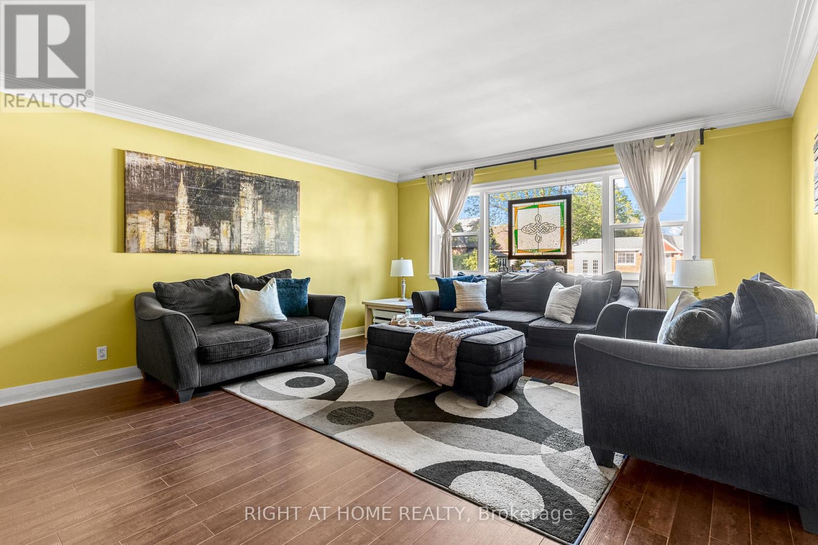 102 PARIS STREET - 6