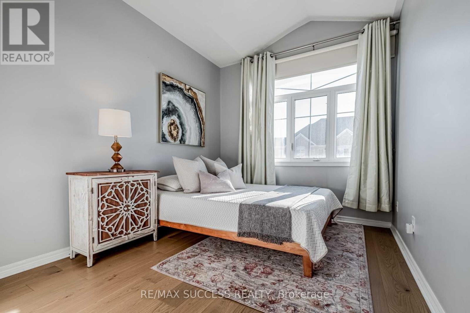5399 FESTIVAL DRIVE - 15