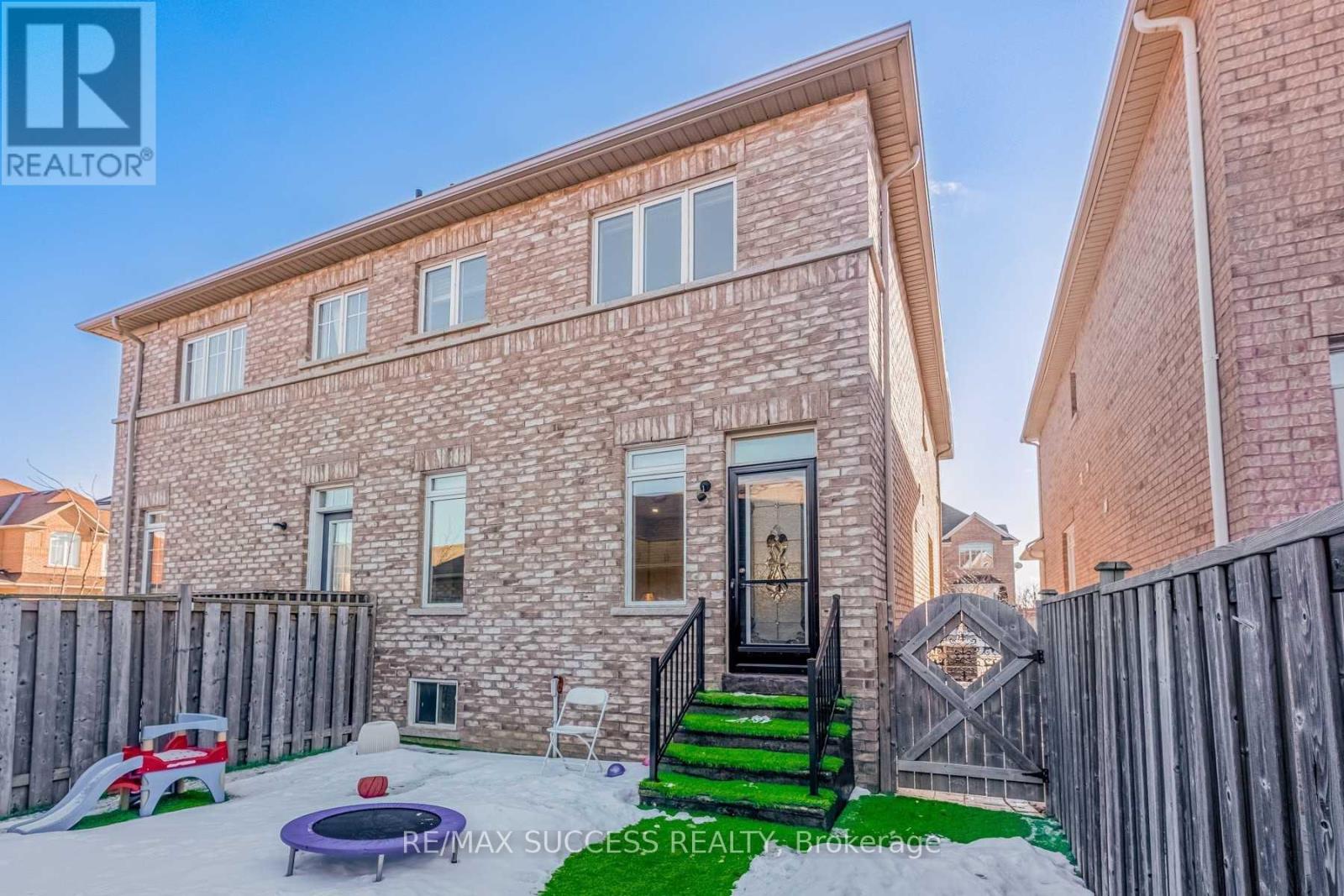 5399 FESTIVAL DRIVE - 31