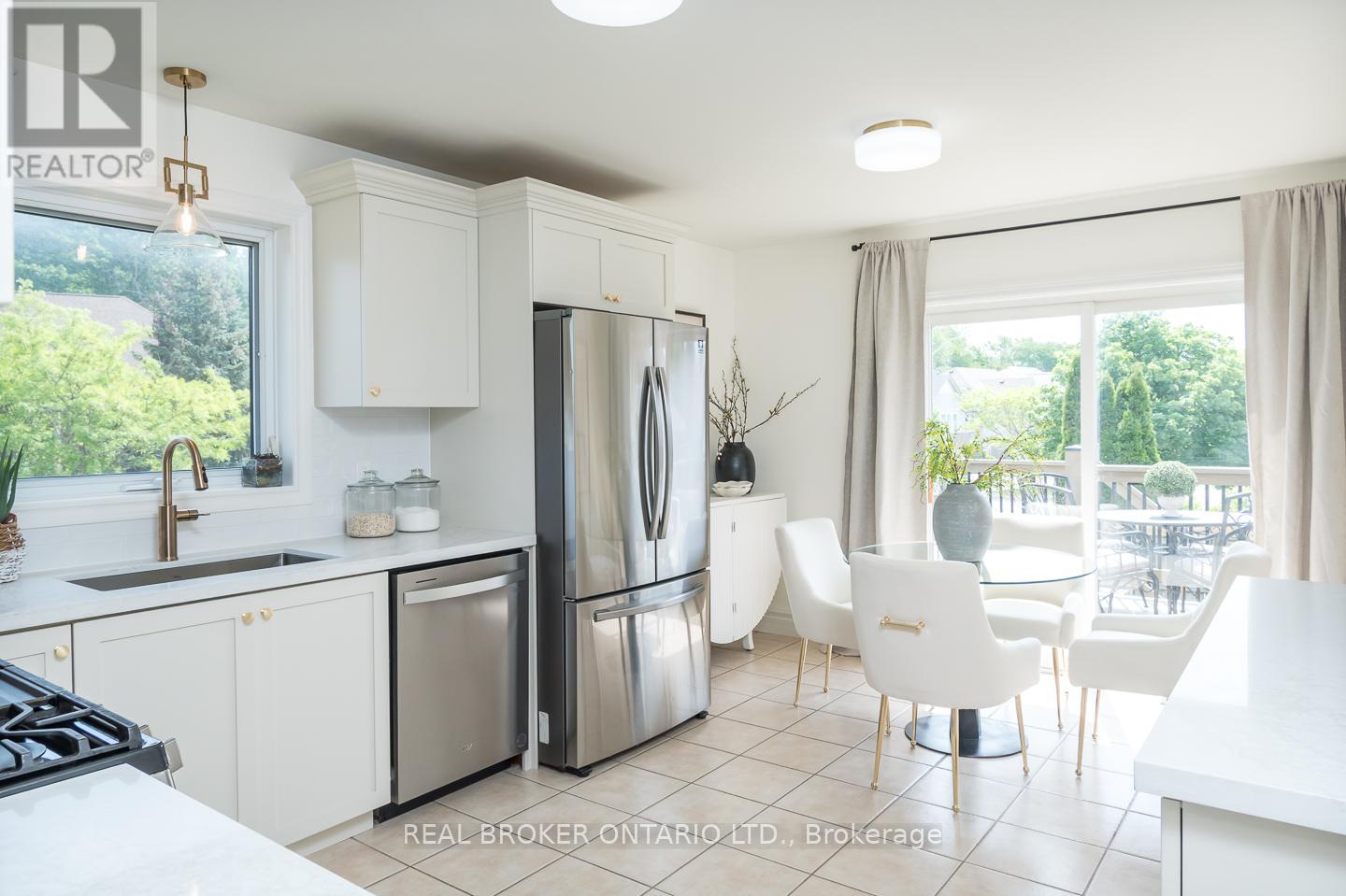 12 KINGSLEY ROAD - 10