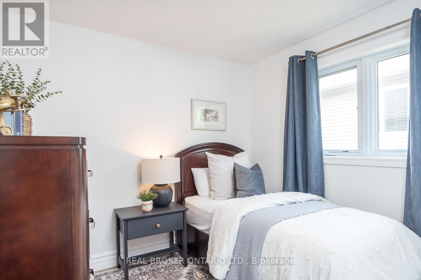 12 KINGSLEY ROAD - 21