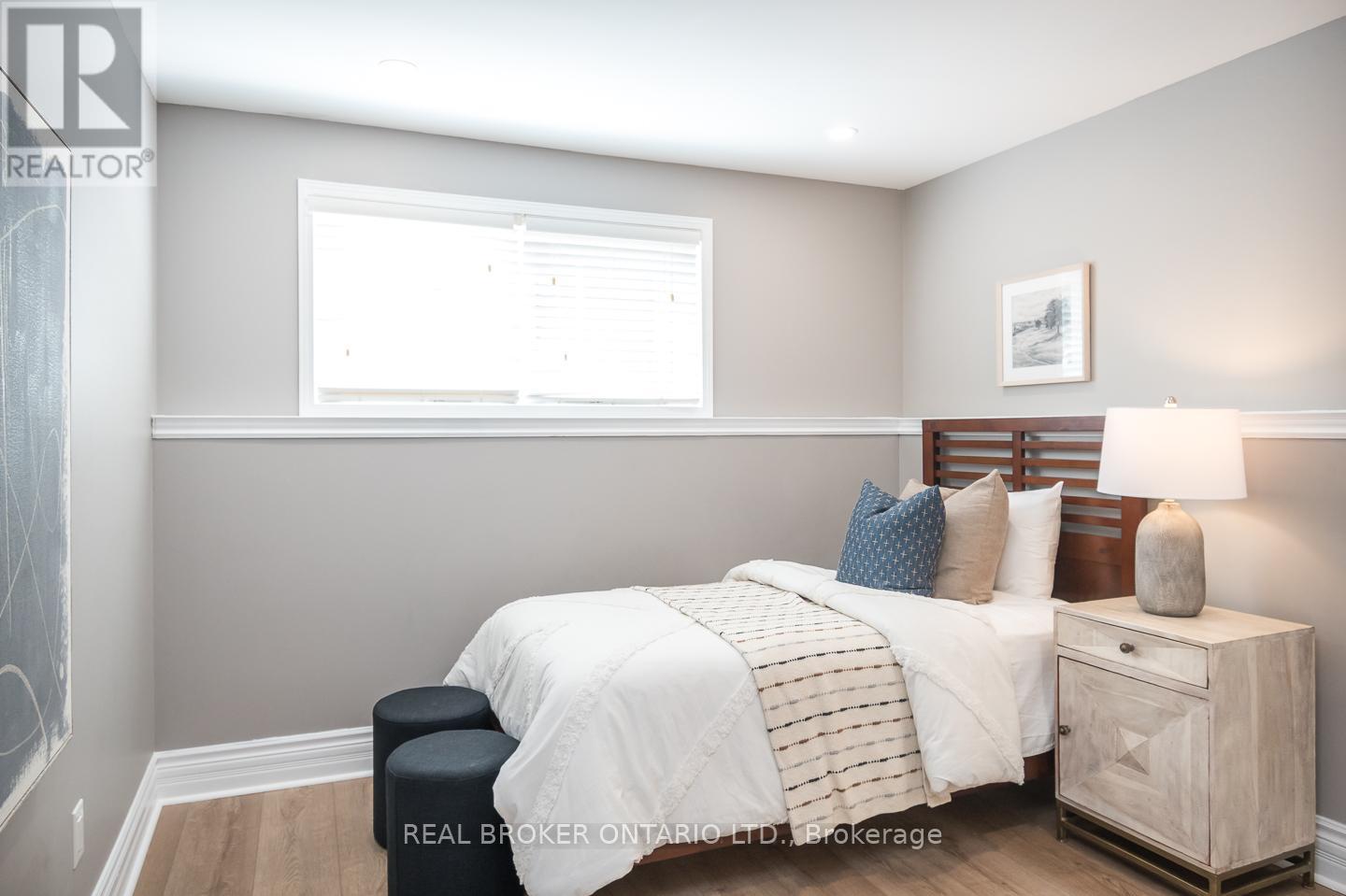 12 KINGSLEY ROAD - 41