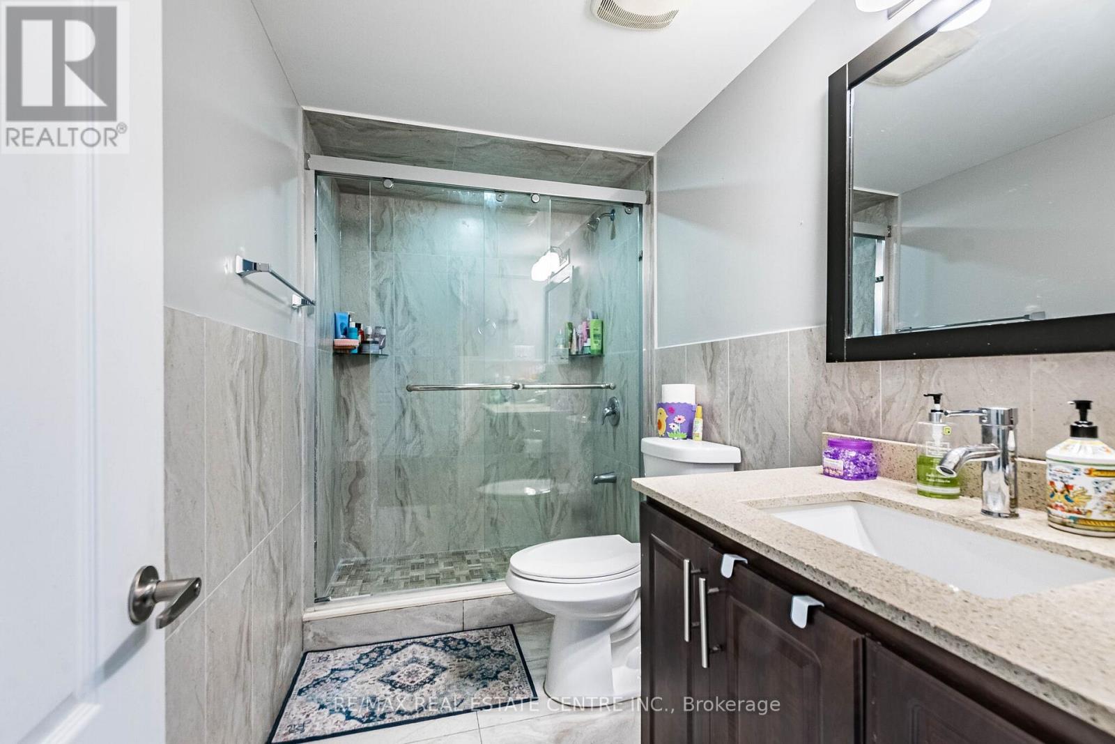 20 EARNSCLIFFE CIRCLE - 44