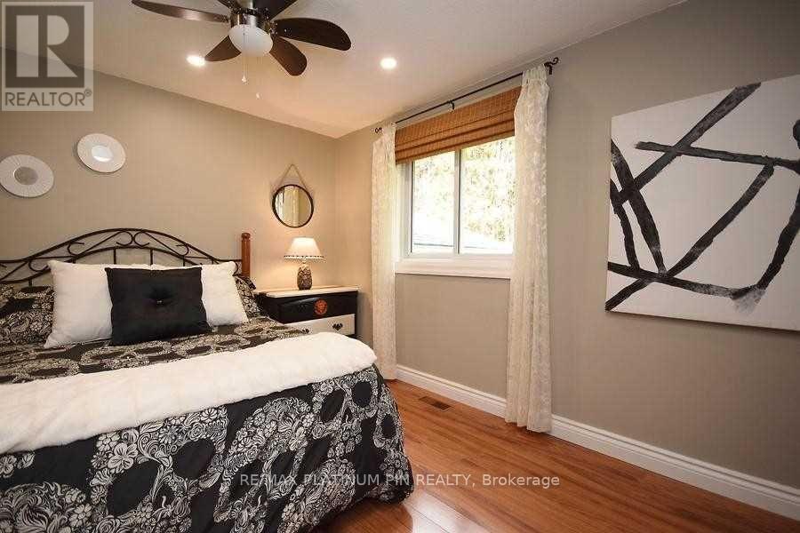 21 LONGFIELD DRIVE - 10