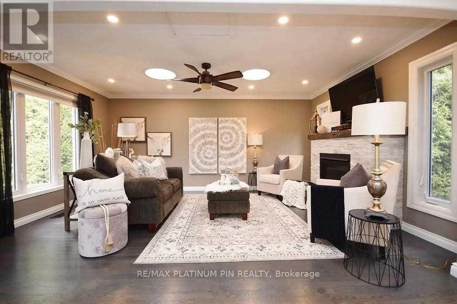 21 LONGFIELD DRIVE - 6