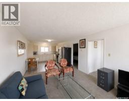 101 Center Street, Assiniboia, SK S0H0B0 Photo 16