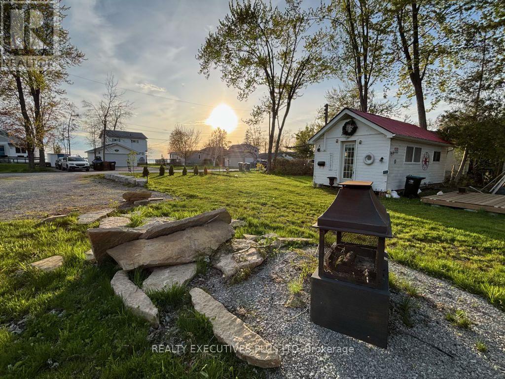 2757 LONE BIRCH TRAIL - 34