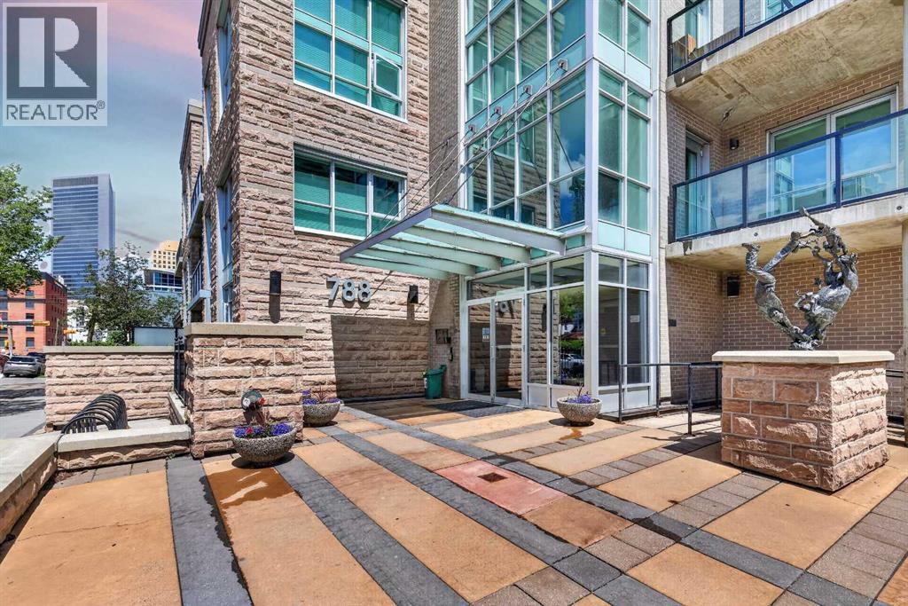 #303 788 12 Avenue SW - 34