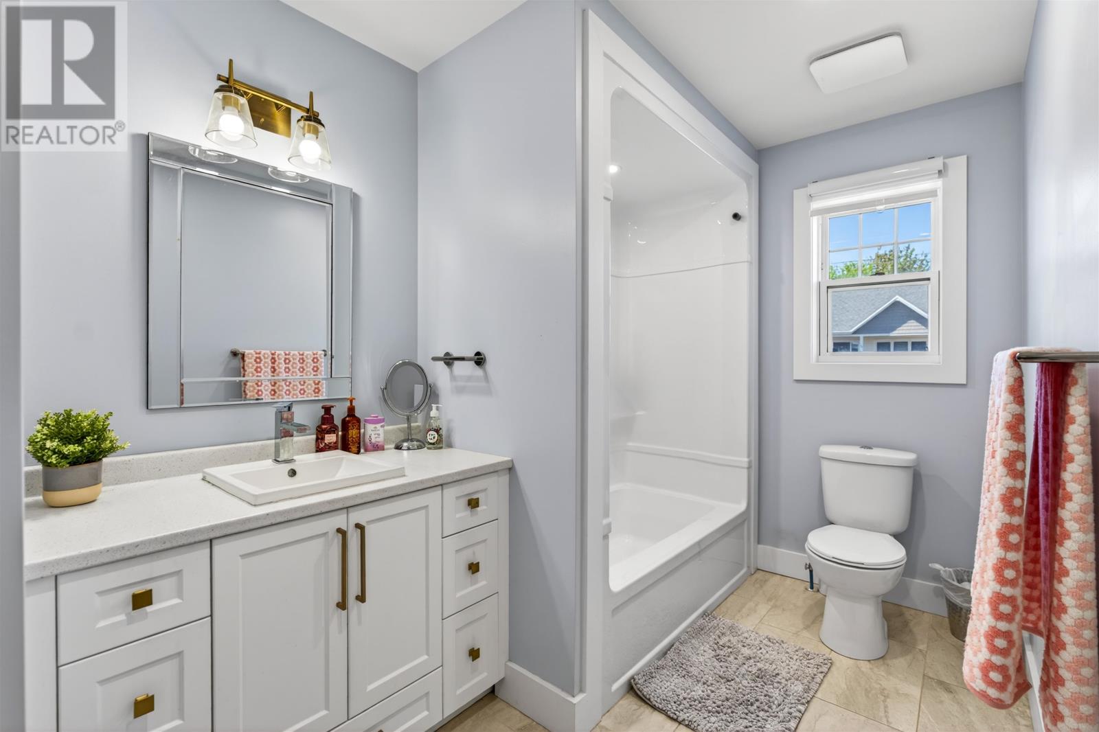 32 Ellis Avenue - 8