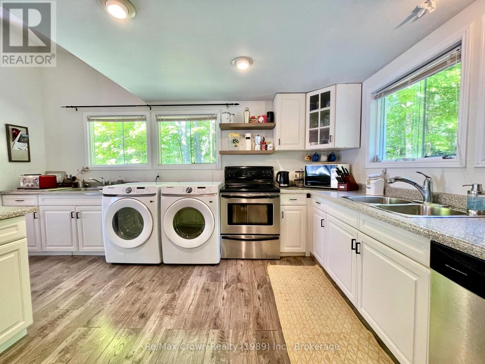 581 LIMBERLOST POINT ROAD - 11