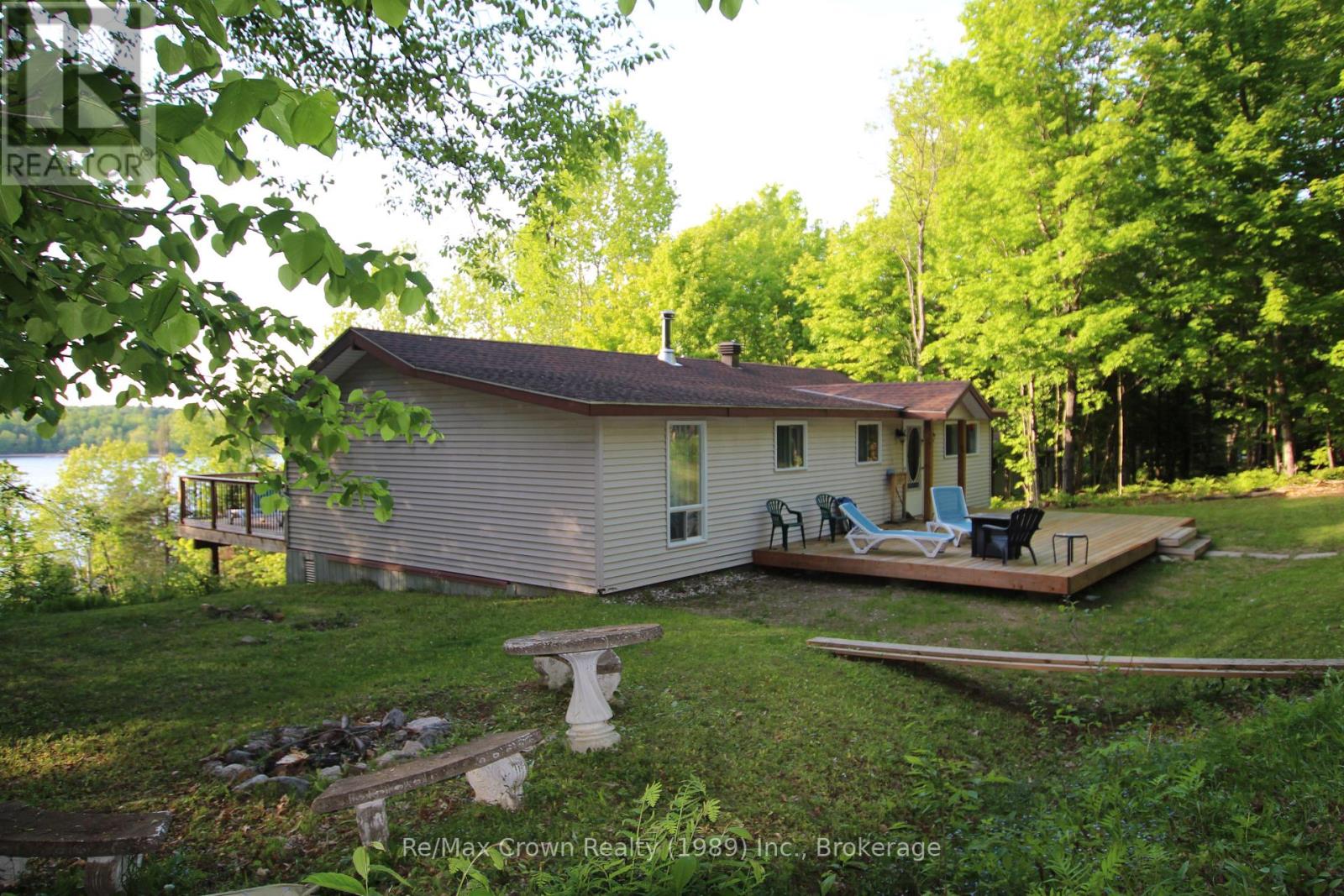 581 LIMBERLOST POINT ROAD - 2